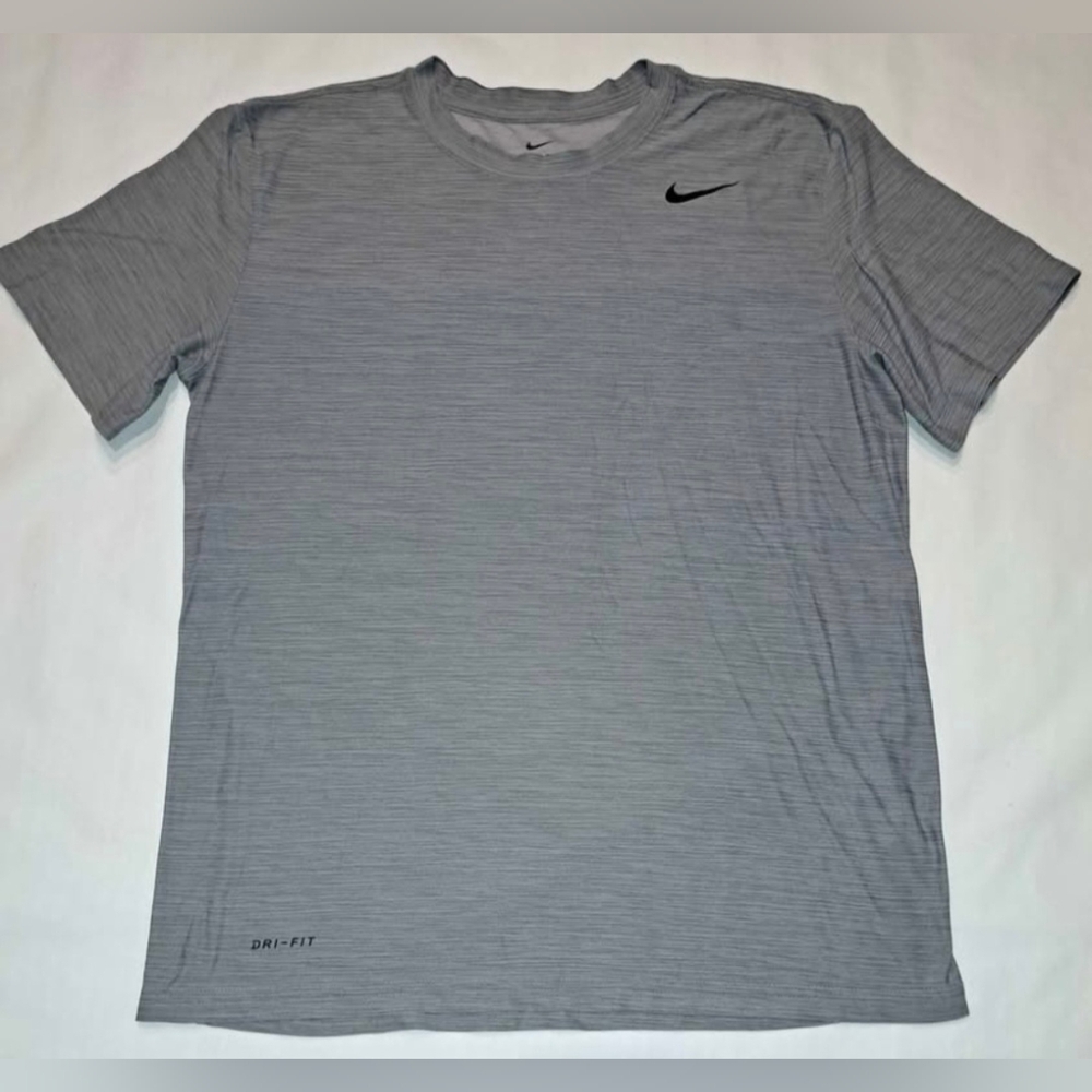Nike Dri-Fit Tee -Never Worn - Mens Medium